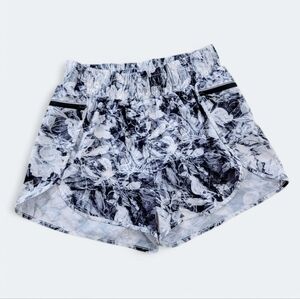 Oalka Floral Running Shorts Size Medium Womens Athletic Activewear